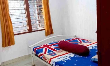 Disewakan Rumah Semi Furnished 4 kamar tidur luas 165 m2 Pinang Griya Permai