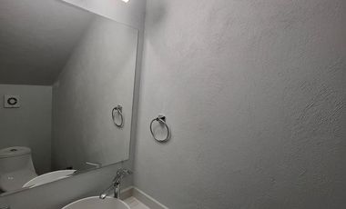 AMPLIA CASA EN RENTA EN COTO LA FLORIDA ARCOS DE GUADALUPE, ZAPOPAN