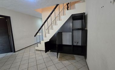 AMPLIA CASA EN RENTA EN COTO LA FLORIDA ARCOS DE GUADALUPE, ZAPOPAN