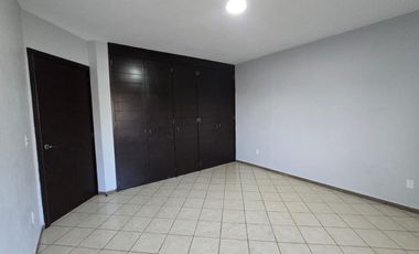 AMPLIA CASA EN RENTA EN COTO LA FLORIDA ARCOS DE GUADALUPE, ZAPOPAN