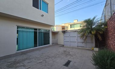 AMPLIA CASA EN RENTA EN COTO LA FLORIDA ARCOS DE GUADALUPE, ZAPOPAN