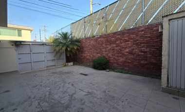 AMPLIA CASA EN RENTA EN COTO LA FLORIDA ARCOS DE GUADALUPE, ZAPOPAN