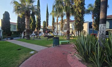 AMPLIA CASA EN RENTA EN COTO LA FLORIDA ARCOS DE GUADALUPE, ZAPOPAN