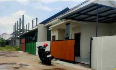 Dijual Cepat Rumah Baru Strategis Colomadu,Karanganyar Luas 90m2