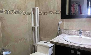 Se vende departamento en Puerto Azul de 3 habitaciones en primer piso con ascensor