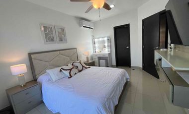 Se vende departamento en Puerto Azul de 3 habitaciones en primer piso con ascensor