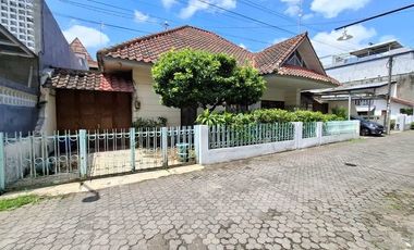 Dijual Rumah 2 Lantai Lokasi Strategis Dekat UGM - Demangan Sleman