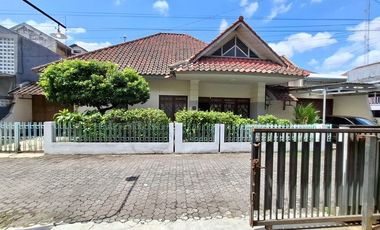 Dijual Rumah 2 Lantai Lokasi Strategis Dekat UGM - Demangan Sleman