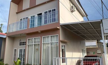 Rumah Model Scandinavian Terawat Dijual di Puuwatu Kota Kendari