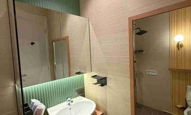 DIJUAL RUMAH 1 Lantai FULLY FURNISHED INTERIOR CANTIK  Di Orchard Park, Cluster Carica Batam Centre 

Tempat Tinggal premium Nuansa Villa with Cozy Desain