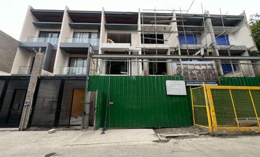 29M 3 Storey Townhouse w/ Roofdeck For Sale