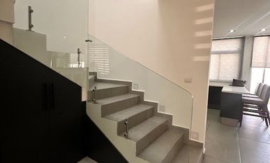 RENTA DE CASA AMUEBLADA EN MAYORAZGO SALIDA LEON SILAO