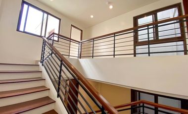 26M 3 Storey Duplex with 4 Bedrooms For Sale