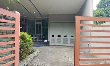 DISEWA CEPAT RUMAH PANTAI MUTIARA  FULL FURNISH TINGGAL BAWA KOPER