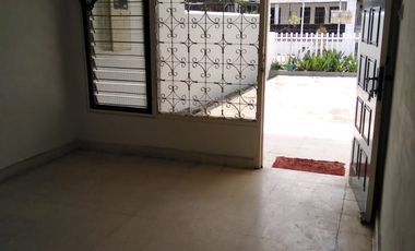 Disewakan rumah kupang indah bisa utk. Usaha/ tmpt tggl/ kantor
