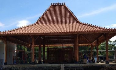 Bangunan Pendopo Joglo untuk resto dan Villa, rumah Jawa jati