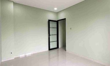 Dijual Rumah Baru 3 Lantai Bergaya Modern – Duren Sawit, Jakarta Timur