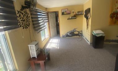 Linda Gran parcela 5000 m2, 298 construídos, 7 D, 5 b. Gran living comedor y cocina- Chimenea y bosca