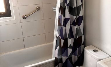 Casa en Parcela con acceso desde la calle principal