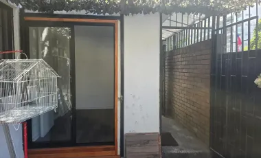 Arriendo Casa Interior A Pasos De Metro En Las Condes - Ic