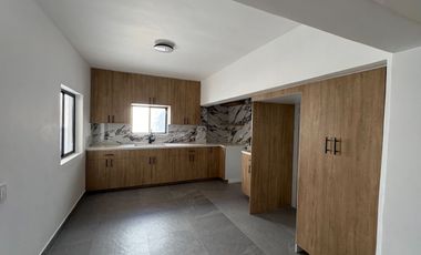 CASA EN VENTA PARA ESTRENAR, REMODELADA, EN NORIA NORTE, APODACA