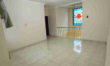 Di sewakan rumah dlm komplek perumahan area candi gebang Condongcatur