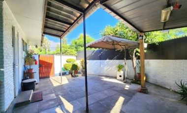 Casa en La Florida: 3D/2B, ¡Gran Oportunidad!