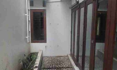 Di Sewakan rumah 2lantai minimalis fi Kayen Jakal km 7 deket UGM
