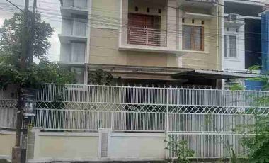 Di Sewakan rumah 2lantai minimalis fi Kayen Jakal km 7 deket UGM