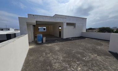 casa de venta en urbanización manta 2000 G/Z