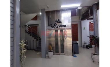 Vendo Edificio Comercial De 4 Pisos En Av. Gullman - Piura//ID:1159938