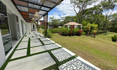 Exclusiva casa campestre en Santa teresita - Villavicencio