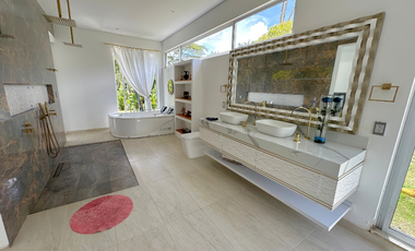 Exclusiva casa campestre en Santa teresita - Villavicencio