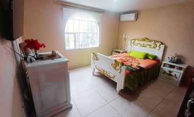 Casa de Una Planta de 162 m2, Independiente, con Terreno de 450 m2, en Venta, Dentro de Guayllabamba.