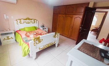 Casa de Una Planta de 162 m2, Independiente, con Terreno de 450 m2, en Venta, Dentro de Guayllabamba.