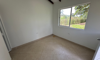 Casa campestre con amplio terreno en cumaral