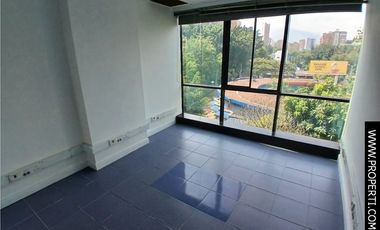 Oficina en Venta Sector Aguacatala - Poblado