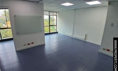 Oficina en Venta Sector Aguacatala - Poblado