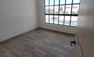 CASA EN RENTA🏡 FRACC CANDORA