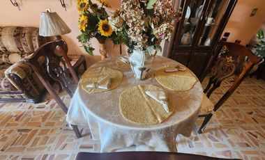 Hermosa Casa El Jardín Tonatico, Dos Niveles, en Esquina, Zona Centro y Cuenta con un Amplio Jardín