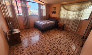 Hermosa Casa El Jardín Tonatico, Dos Niveles, en Esquina, Zona Centro y Cuenta con un Amplio Jardín