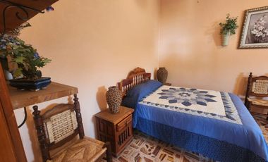 Hermosa Casa El Jardín Tonatico, Dos Niveles, en Esquina, Zona Centro y Cuenta con un Amplio Jardín