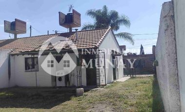 CASA EN VENTA BARRIO LOS PINARES - CERRILLOS