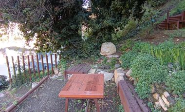 Amplia Casa en Miraflores Bajo con excelente accesibilidad