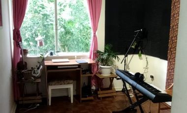 Amplia Casa en Miraflores Bajo con excelente accesibilidad