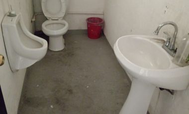 Amplia Bodega + Oficinas