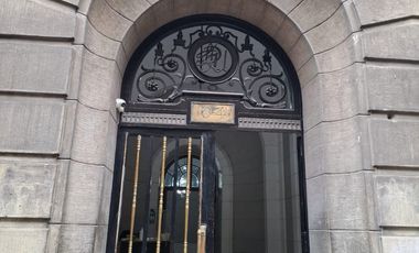 Gran Oficina en Arriendo en PLENO CENTRO SANTIAGO