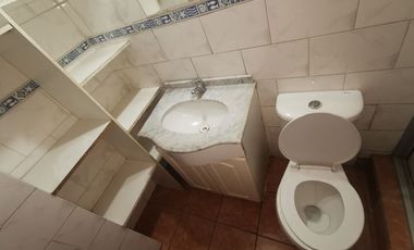 Maipú El Abrazo Venta de Excelente Casa 2 Pisos 4D 2B Estacionamiento Techado