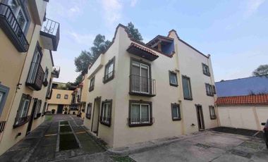Renta casa en condominio en Coyoacán.