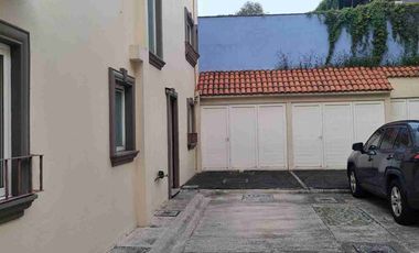 Renta casa en condominio en Coyoacán.